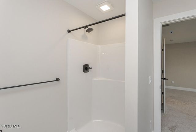 6250 Pimlico Road, Whitehouse, OH 43571