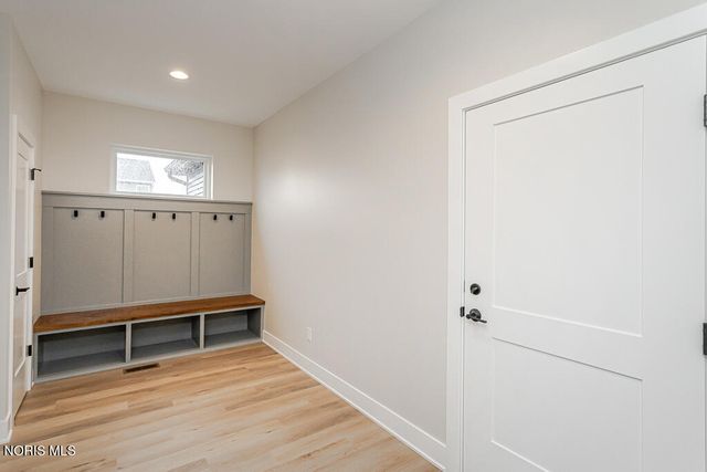 6250 Pimlico Road, Whitehouse, OH 43571