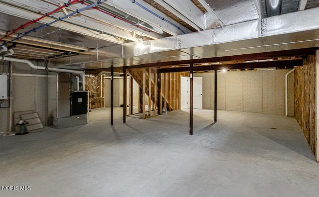 6250 Pimlico Road, Whitehouse, OH 43571