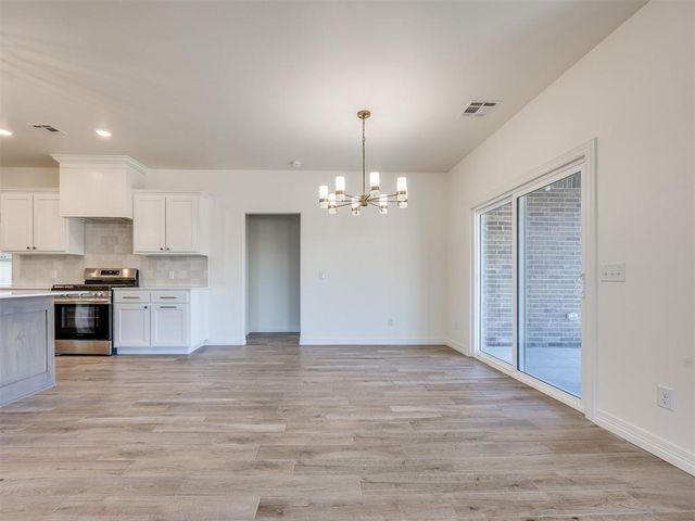 9432 NW 75th Street, Yukon, OK 73099