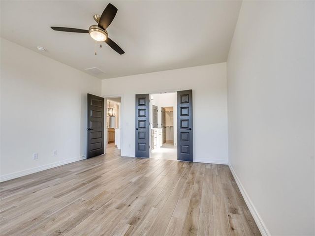 9432 NW 75th Street, Yukon, OK 73099