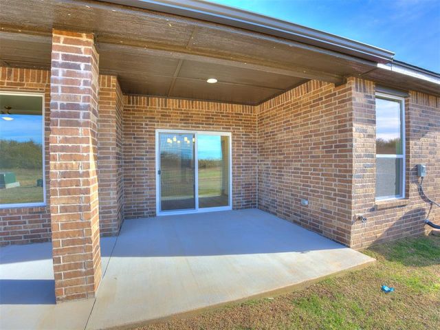 9432 NW 75th Street, Yukon, OK 73099