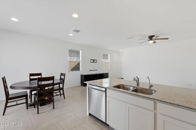 3022 E RIDING BOOT Way, San Tan Valley, AZ 85140