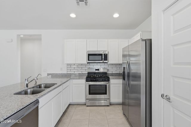 3022 E RIDING BOOT Way, San Tan Valley, AZ 85140