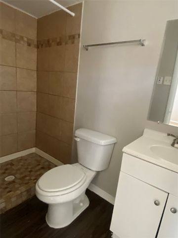 5015 Dupont Drive, Dallas, TX 75216