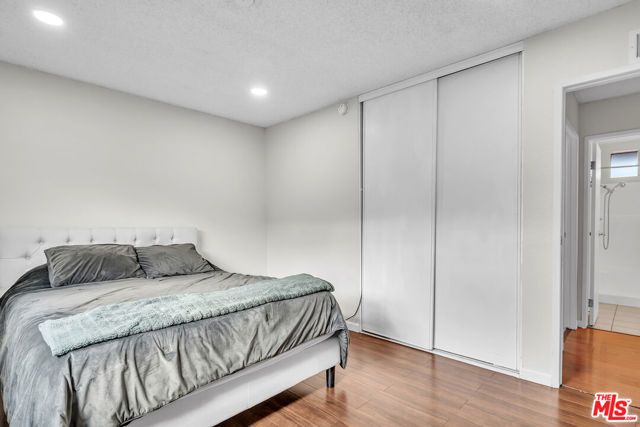 229 E 75th Street, Los Angeles, CA 90003