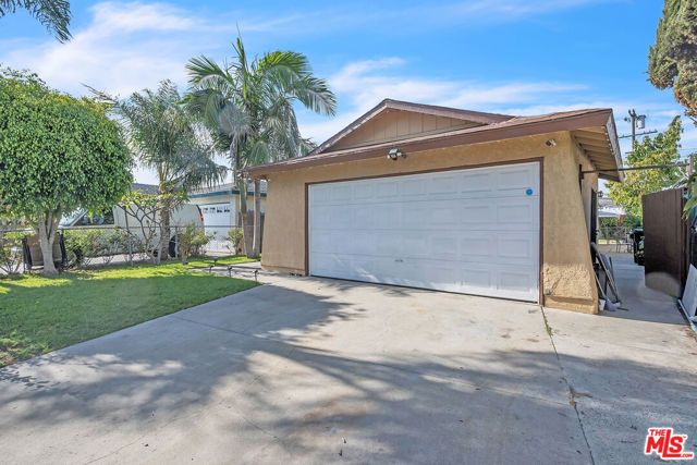 229 E 75th Street, Los Angeles, CA 90003