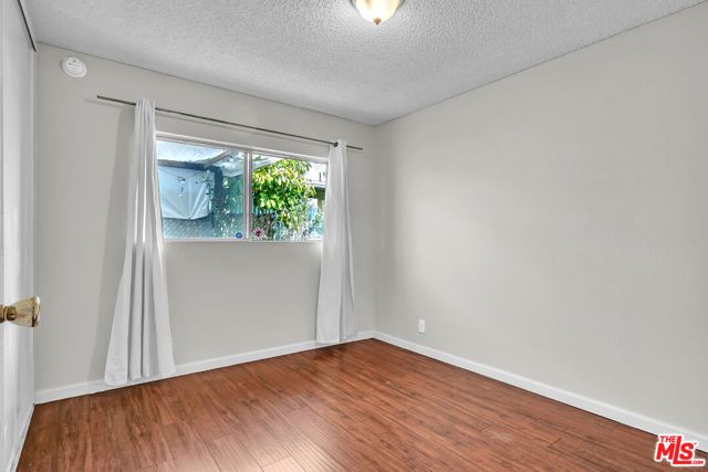 229 E 75th Street, Los Angeles, CA 90003