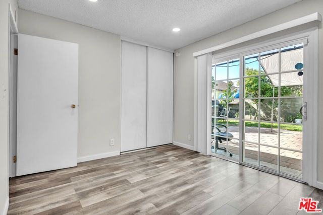 229 E 75th Street, Los Angeles, CA 90003