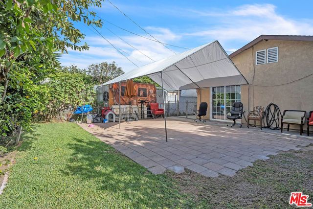 229 E 75th Street, Los Angeles, CA 90003