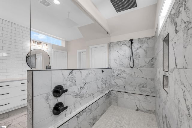 304 Carriage Hill Drive, Easley, SC 29642