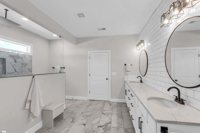 304 Carriage Hill Drive, Easley, SC 29642