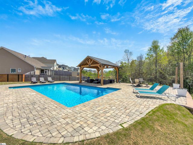 304 Carriage Hill Drive, Easley, SC 29642