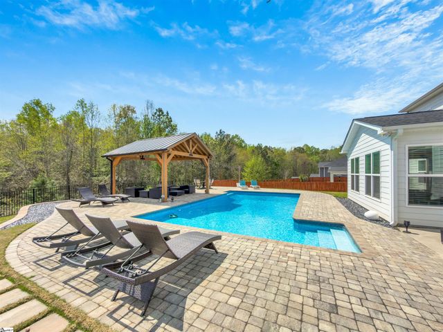 304 Carriage Hill Drive, Easley, SC 29642