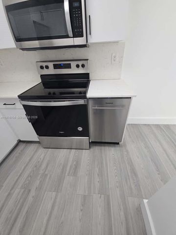 8101 Crespi Blvd 503, Miami Beach, FL 33141