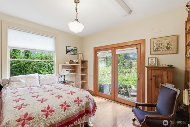 802 16th Avenue, Seattle, WA 98122