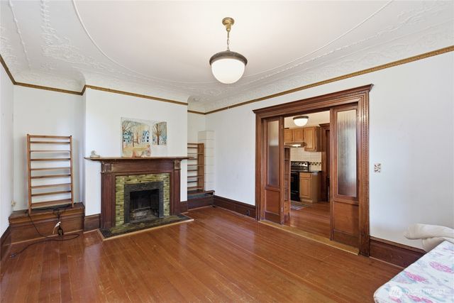 802 16th Avenue, Seattle, WA 98122