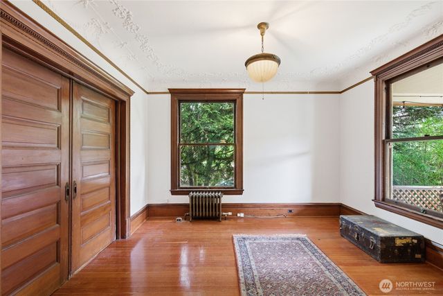 802 16th Avenue, Seattle, WA 98122