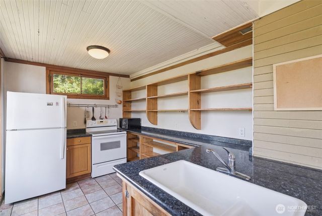 802 16th Avenue, Seattle, WA 98122