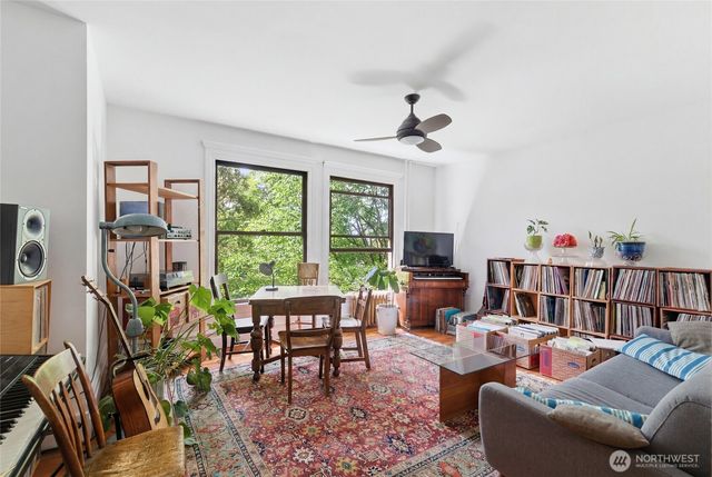 802 16th Avenue, Seattle, WA 98122