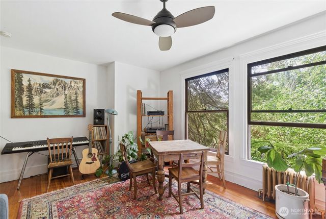 802 16th Avenue, Seattle, WA 98122