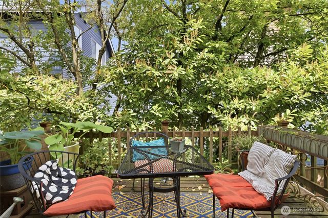802 16th Avenue, Seattle, WA 98122