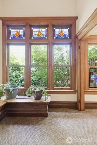 802 16th Avenue, Seattle, WA 98122