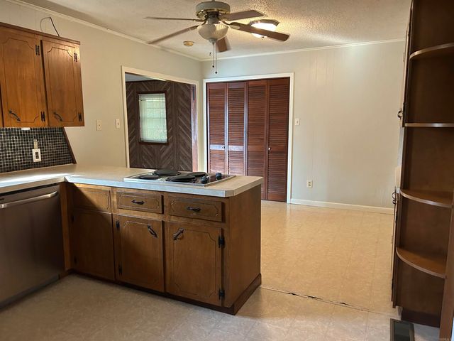 1213 Eastview Drive, Jacksonville, AR 72076