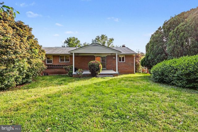 4411 LUCERNE RD, Temple Hills, MD 20748