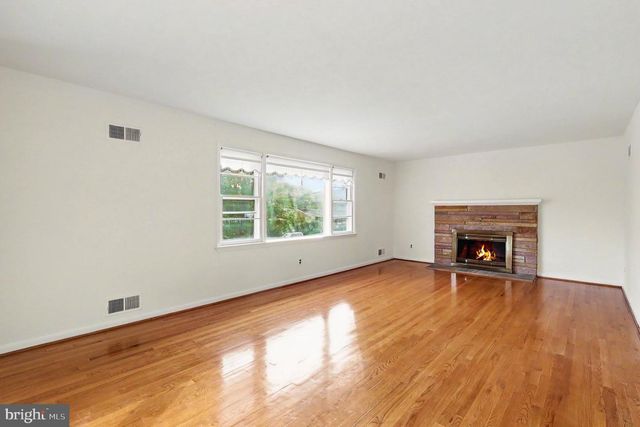 4411 LUCERNE RD, Temple Hills, MD 20748