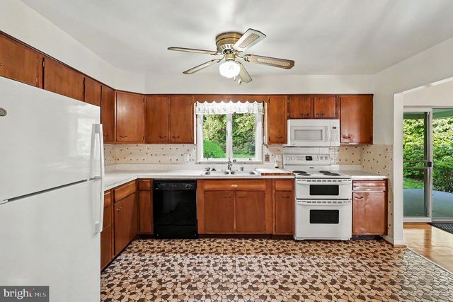 4411 LUCERNE RD, Temple Hills, MD 20748