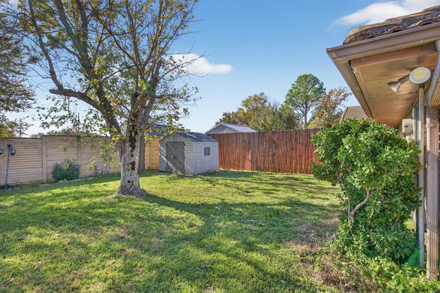 1128 Sunset Drive, Trophy Club, TX 76262