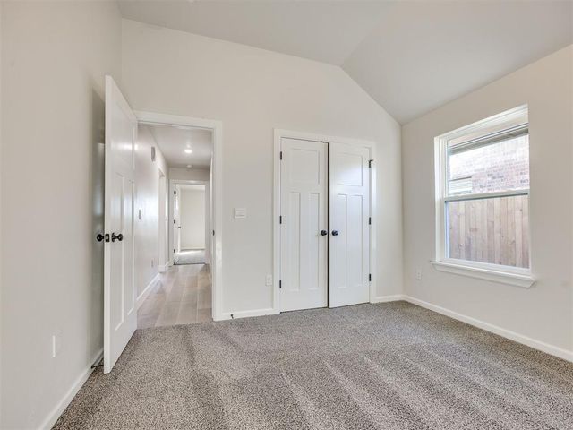 2915 Summit Hollow Circle, Norman, OK 73071