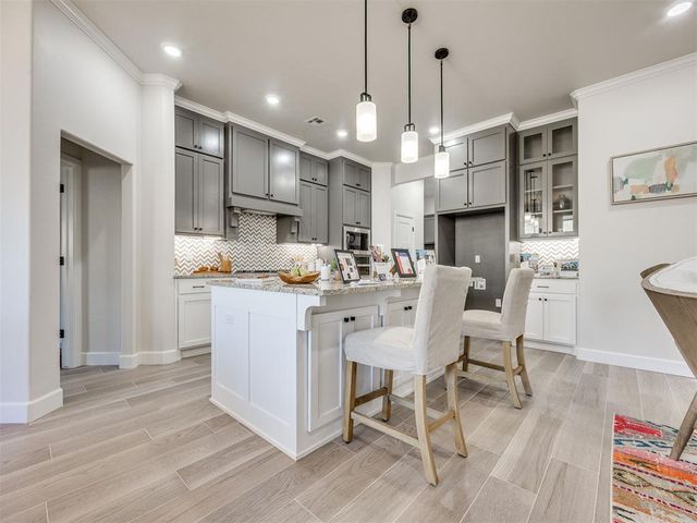 2915 Summit Hollow Circle, Norman, OK 73071