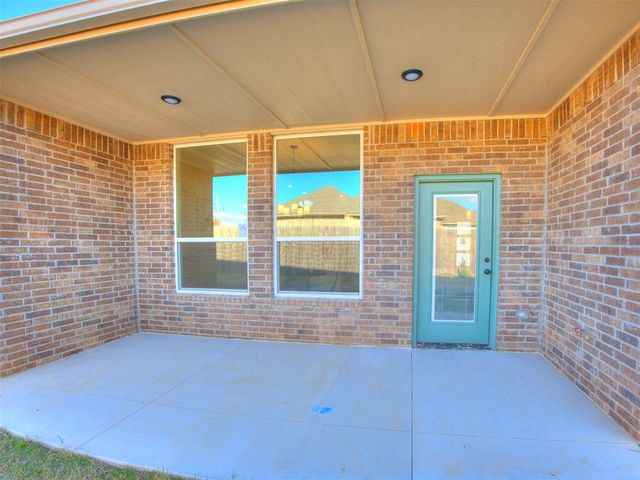 2915 Summit Hollow Circle, Norman, OK 73071