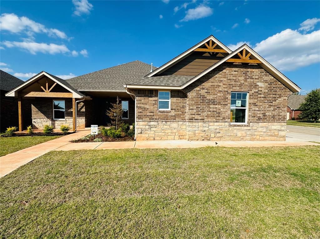 2915 Summit Hollow Circle, Norman, OK 73071