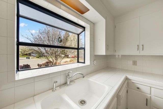 10366 Theresa Ct, Rancho Cordova, CA 95670