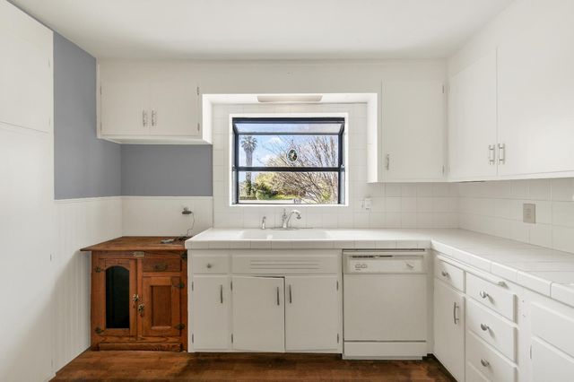 10366 Theresa Ct, Rancho Cordova, CA 95670