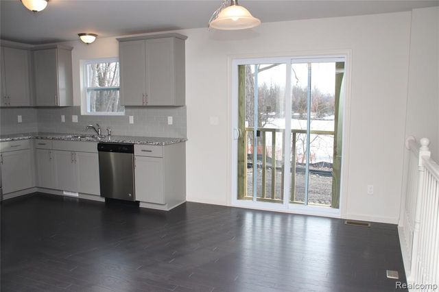 58278 Pembrooke Avenue, New Haven, MI 48048