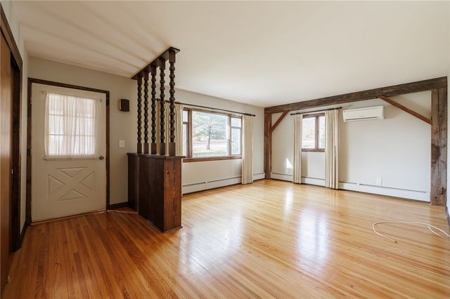 528 Moseley Road, Perinton, NY 14450