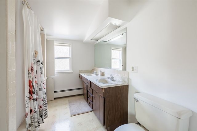 528 Moseley Road, Perinton, NY 14450