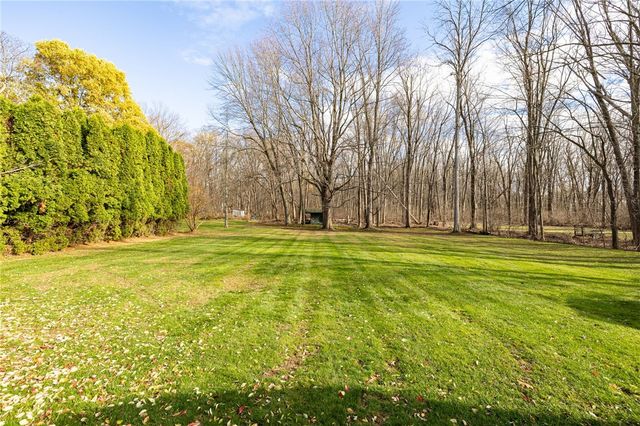 528 Moseley Road, Perinton, NY 14450