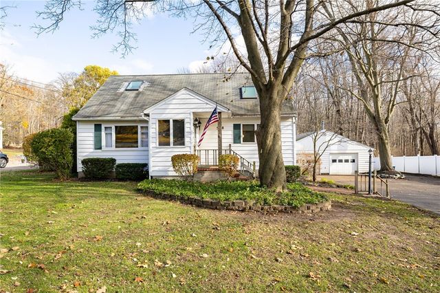 528 Moseley Road, Perinton, NY 14450