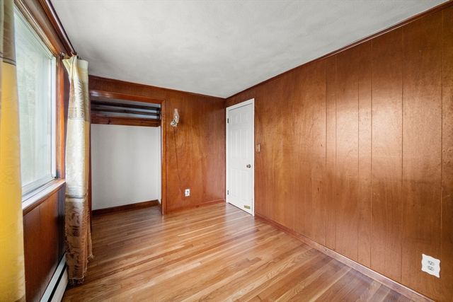 33 Cross St, Brockton, MA 02301
