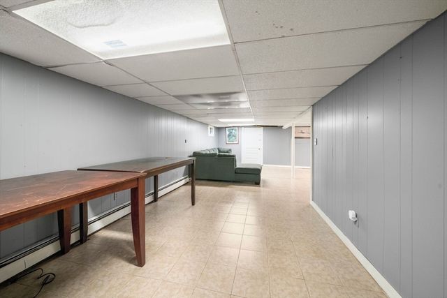 33 Cross St, Brockton, MA 02301