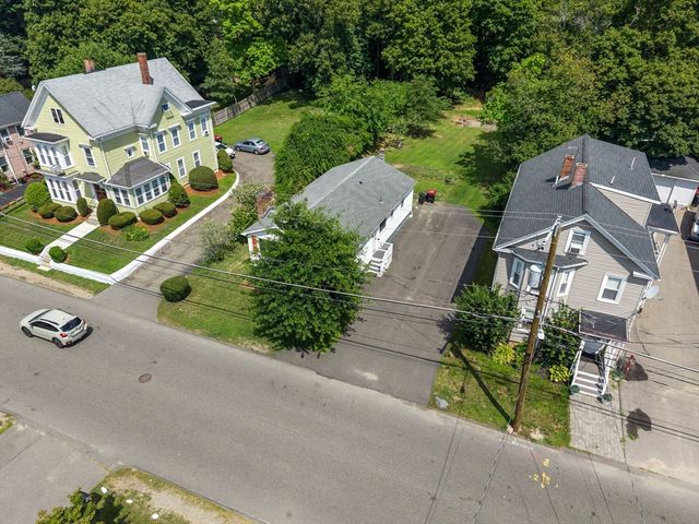 33 Cross St, Brockton, MA 02301