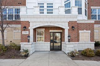 2701 Commons Drive 210, Glenview, IL 60026
