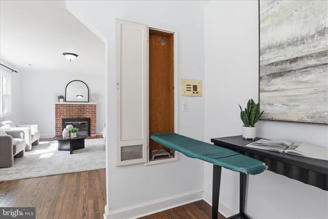 9704 BLAKE LN, Fairfax, VA 22031