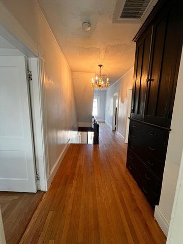 186 Buckingham Street, Springfield, MA 01109