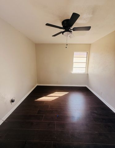 780 Betty Lane, Hurst, TX 76053